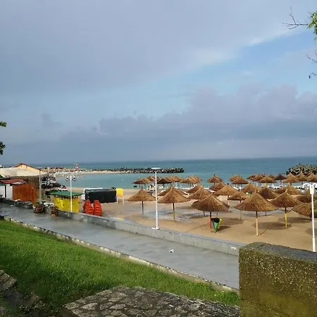 Apartament în Mangalia aproape de plaja * Mangalia